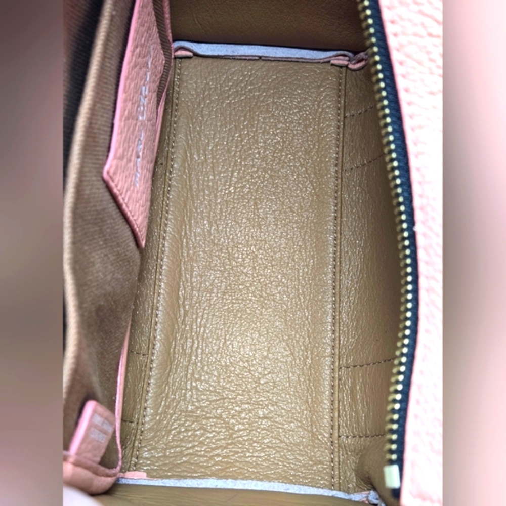 Marc Jacobs The Tote- Leather Small In Southern Peach with Gold Hardware - Picture 7 of 15